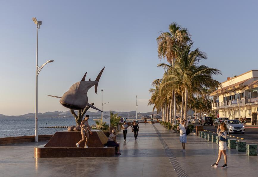 La Paz scene